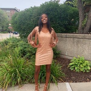 Rose goldfish dress !